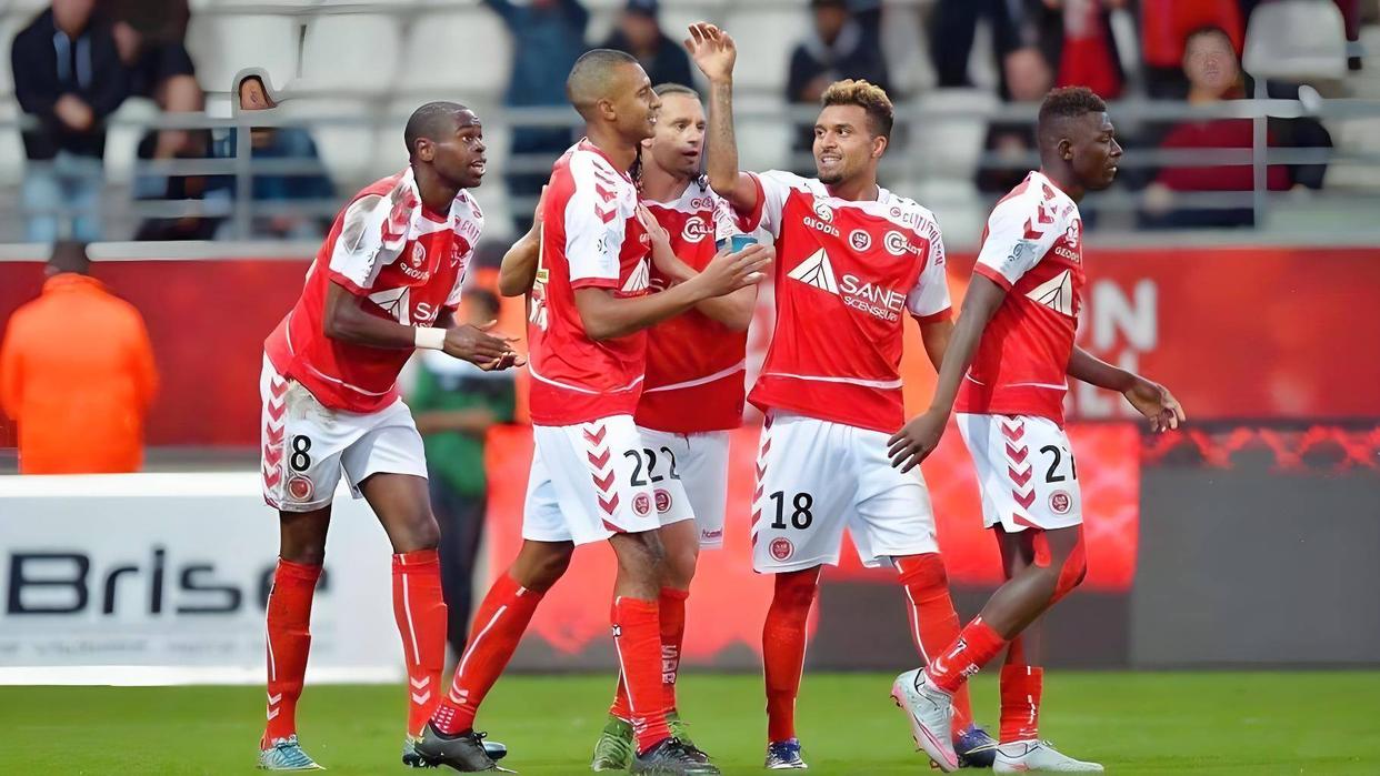 关于梅斯客场逼平对手，表现出色的信息