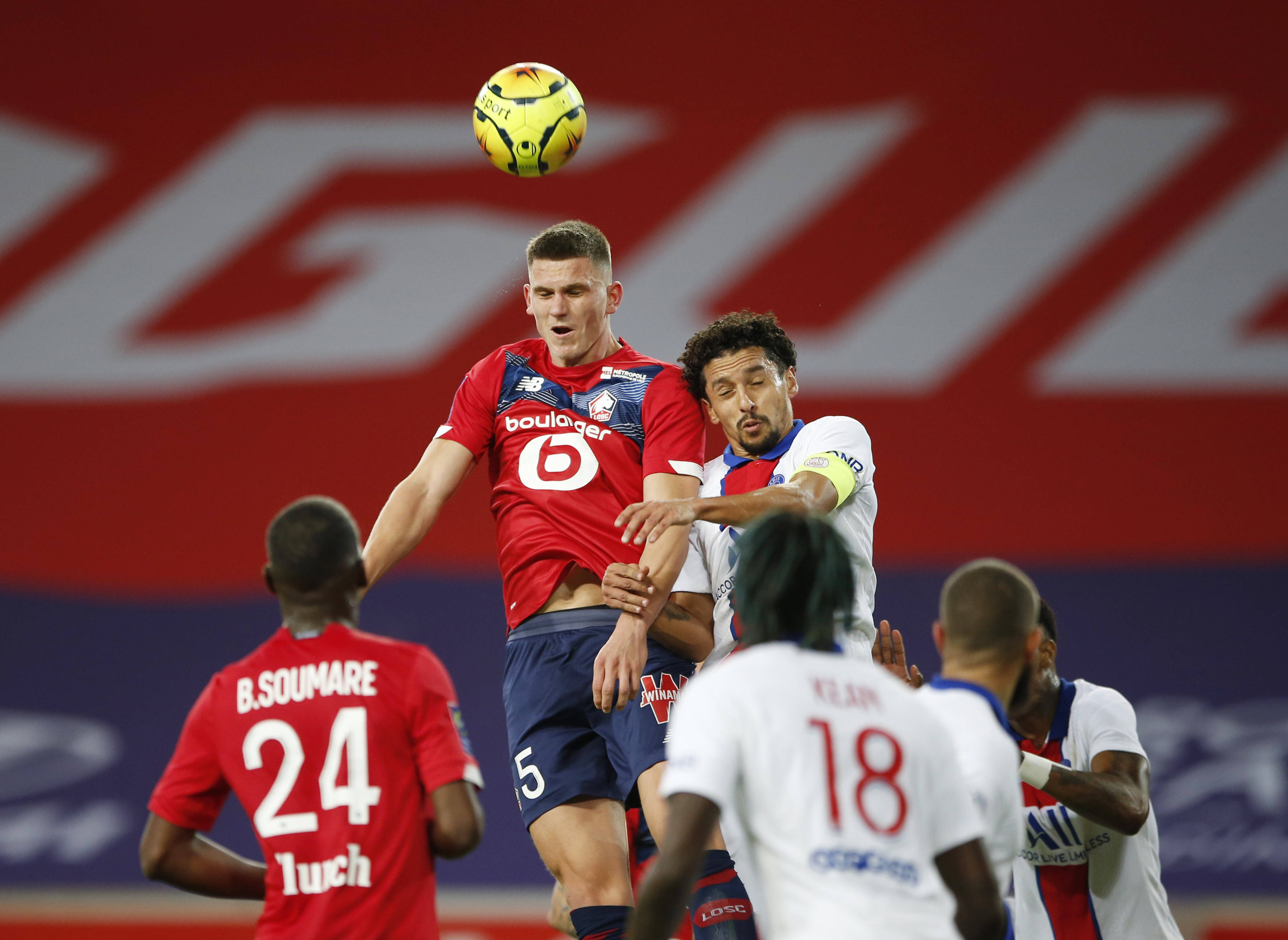 足球传统豪门队伍交手，谁能笑到最后？的简单介绍