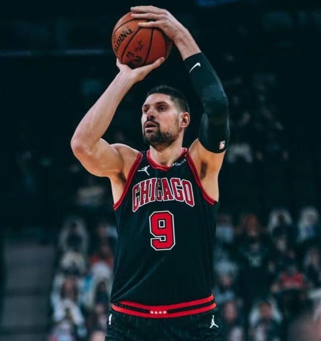 包含浙江队鏖战灰熊，武切维奇刷新纪录的词条