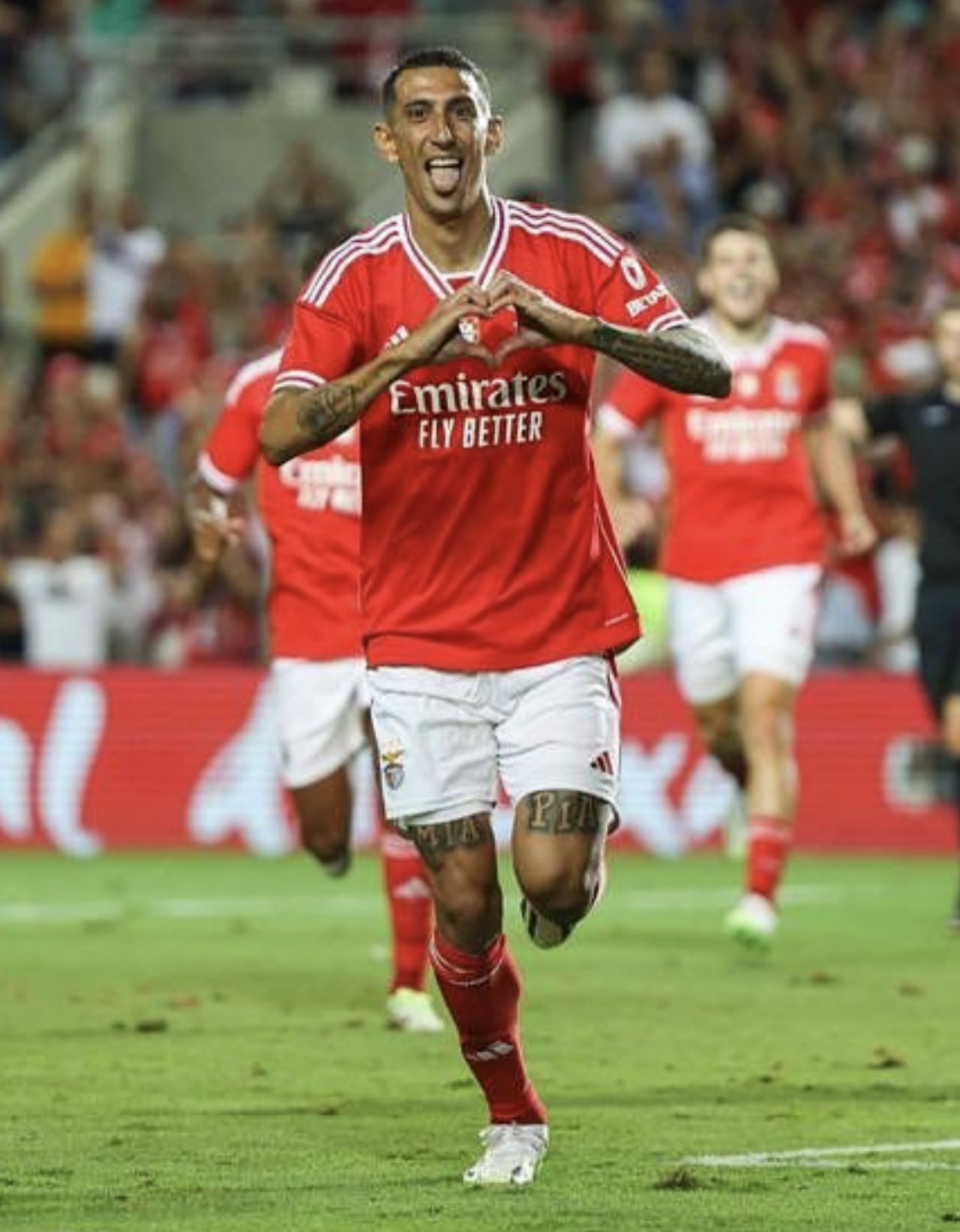 关于土耳其险胜切尔西，迪马利亚高光表现的信息