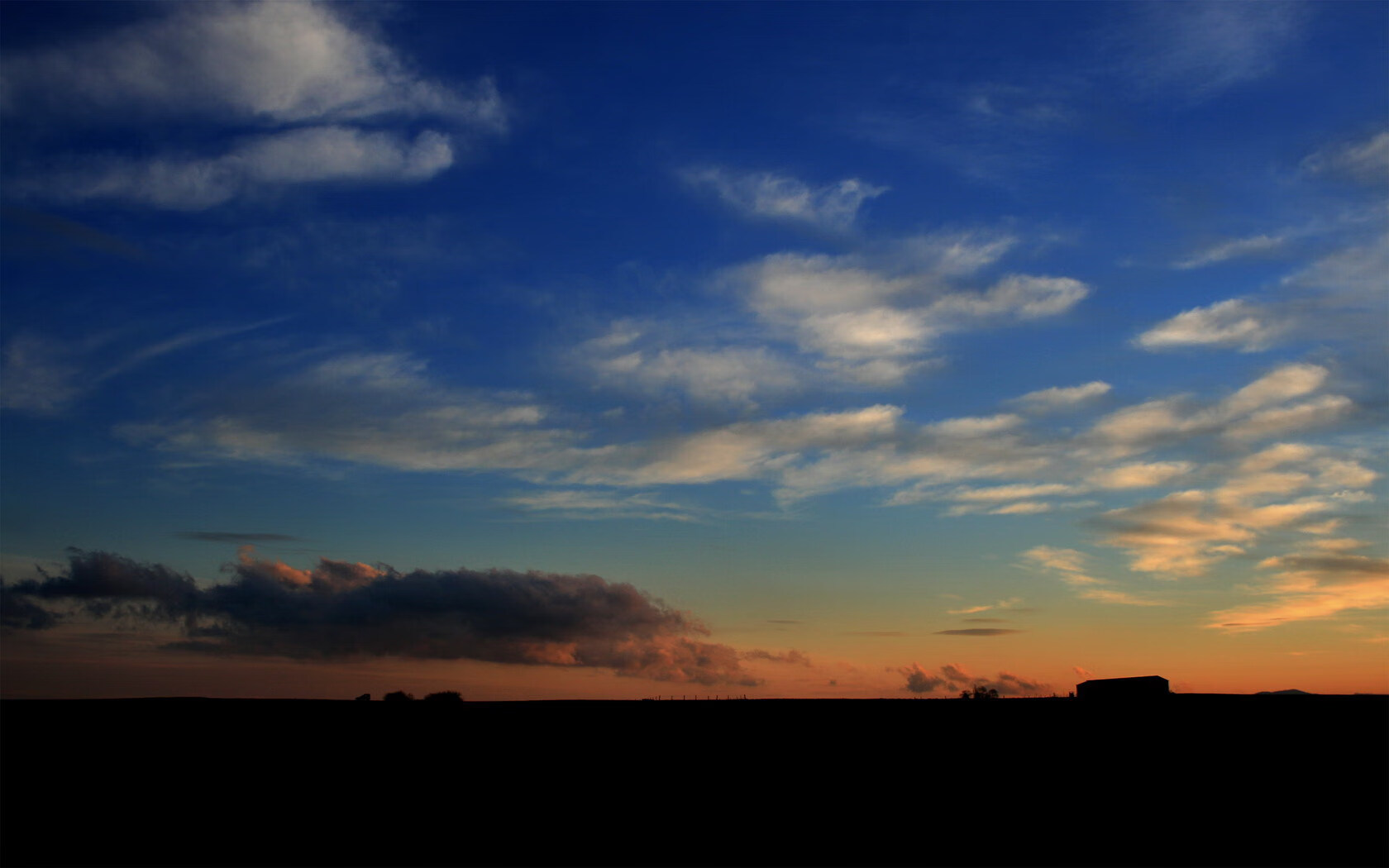 双面神迹，东契奇接管东决，勇士一波流带走独行侠