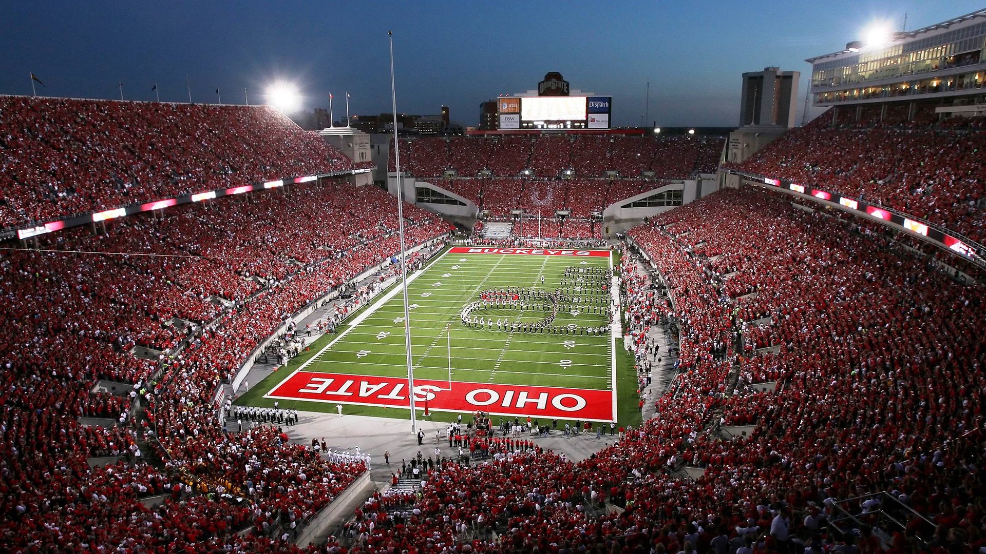 马赛强势晋级，京多安舞台越大越强，足球世界的新篇章