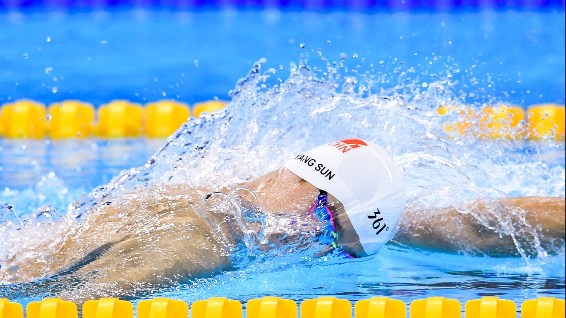 卢卡库掌控节奏，南非轻取加纳，非洲足球新格局的战术启示